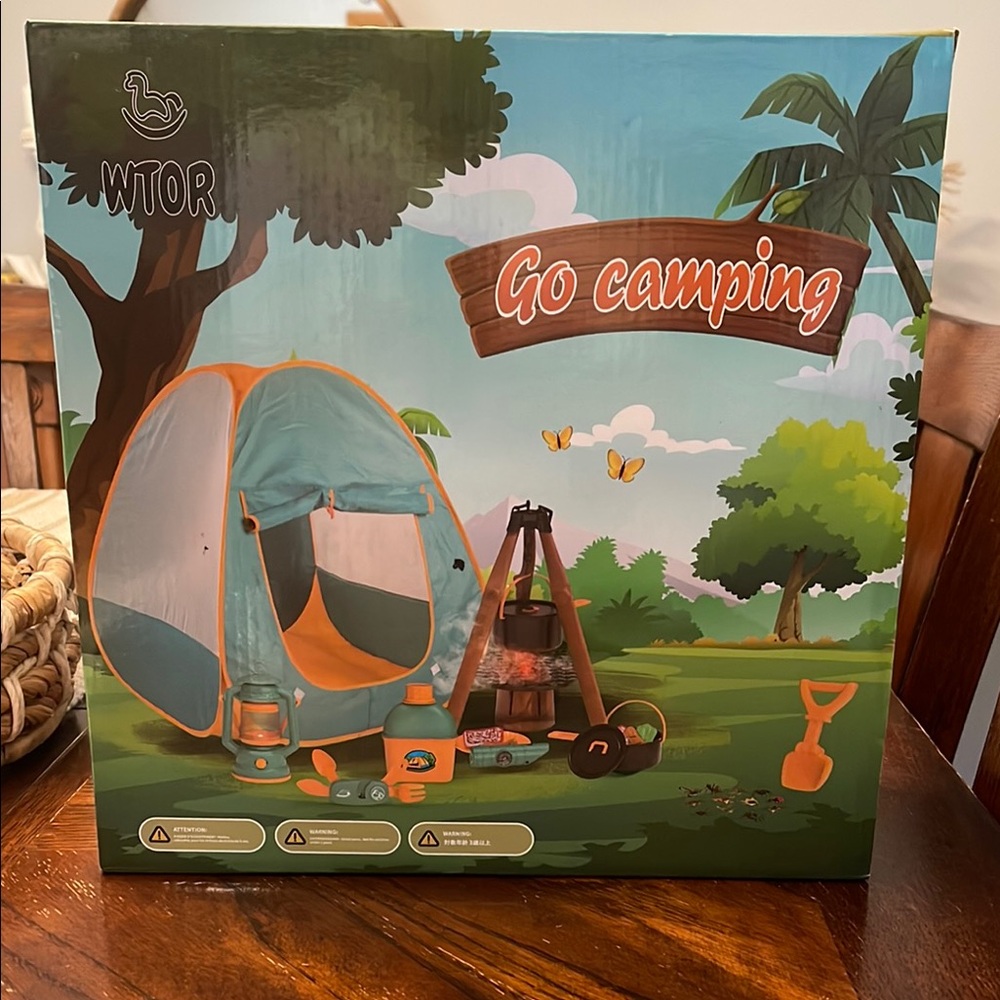 Kids play Go Camping